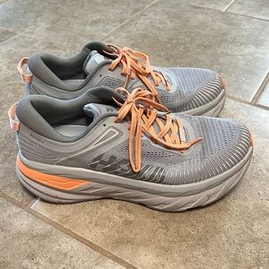 HOKA WOMENS SIZE 9